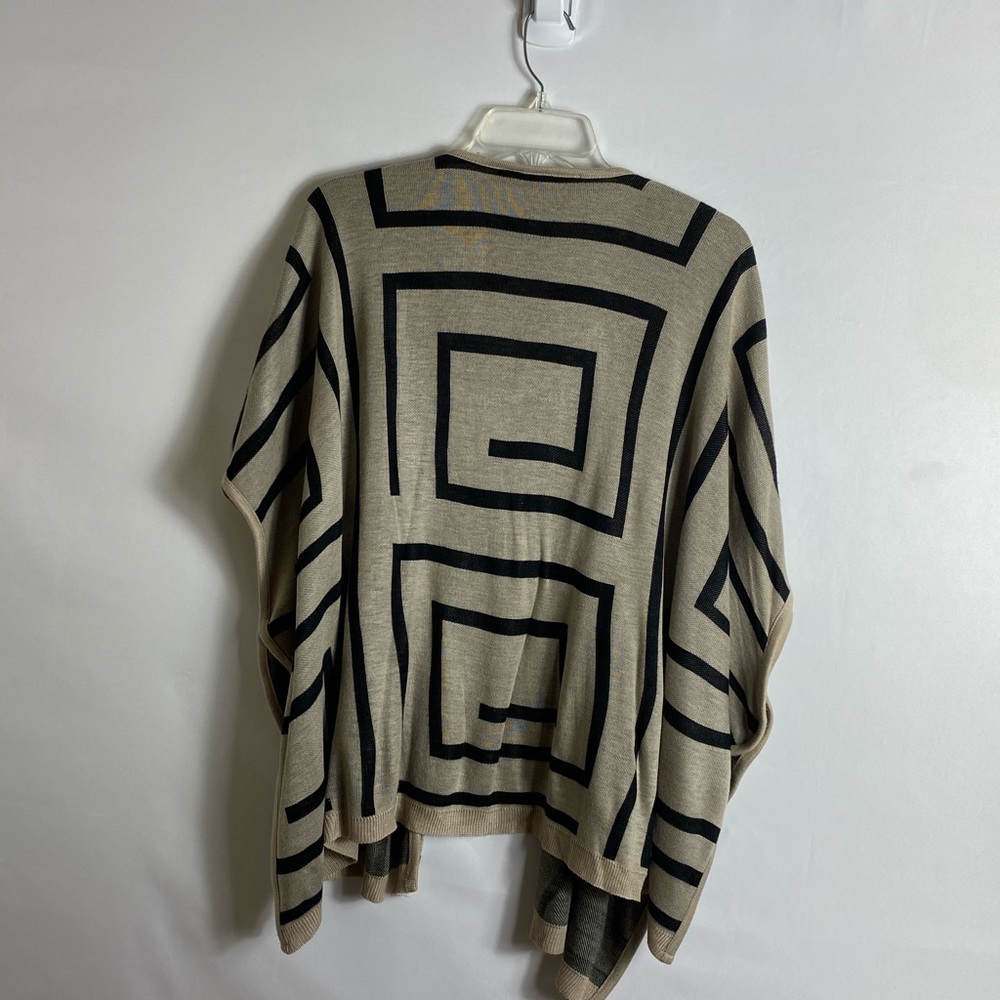 A. Knitch above Kimono - Picture 5 of 8